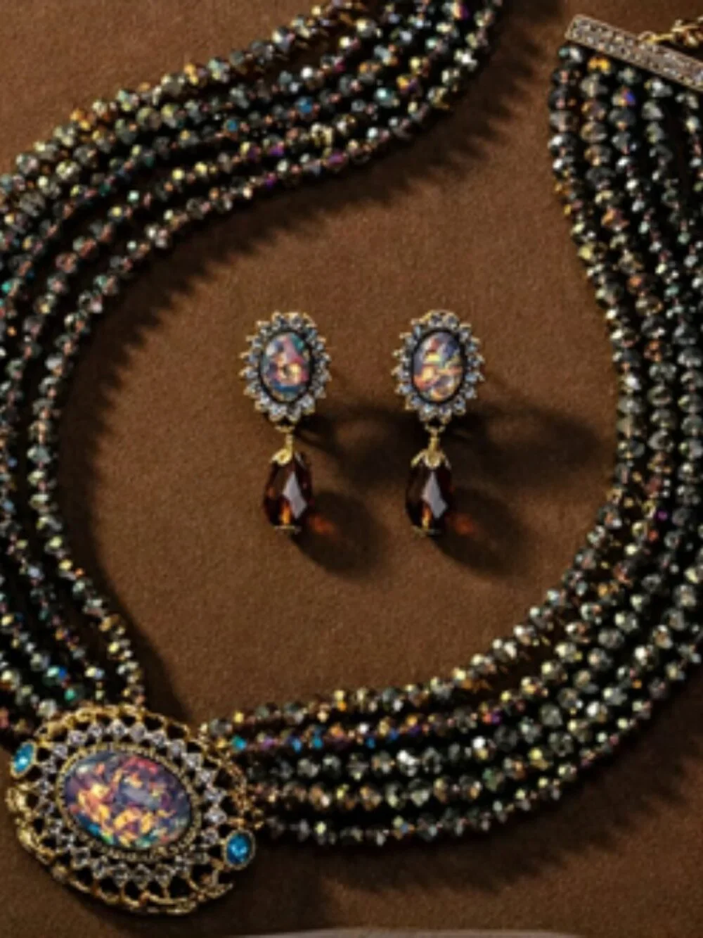 💎Royal Amethyst Crystal Statement Necklace and Earring Set - Picture 3 of 7
